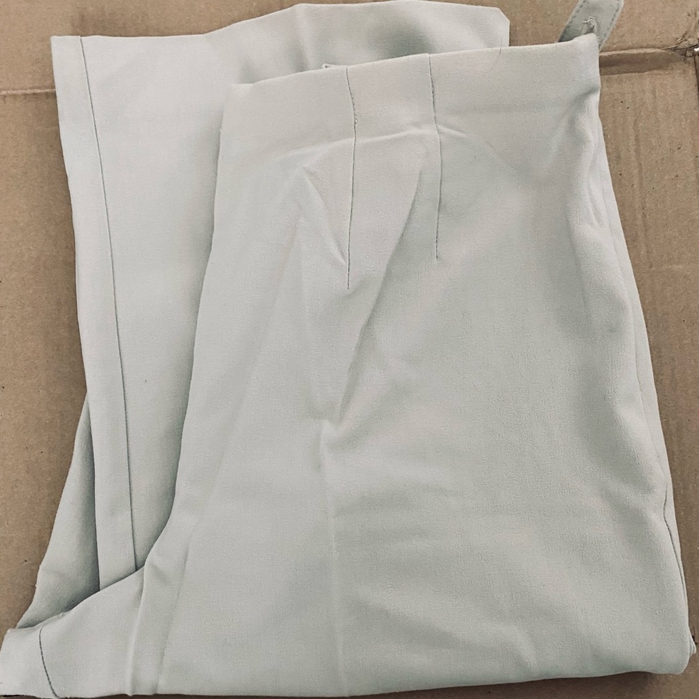 7 pairs Woman’s Trousers. (long) size 14-16